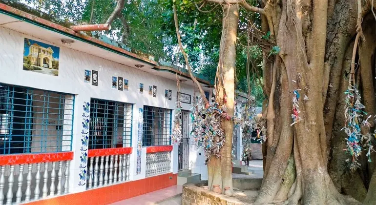 Gazi Kalu Champabati Mazar Jhenaidah