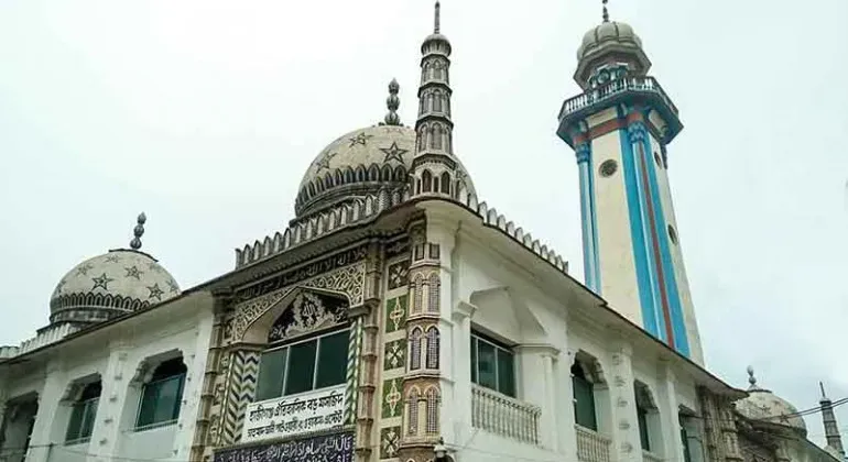 Hajigonj Boro Masjid