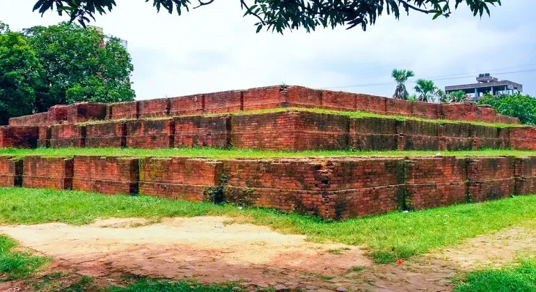 Harish Chandra Mound Palace Dhaka