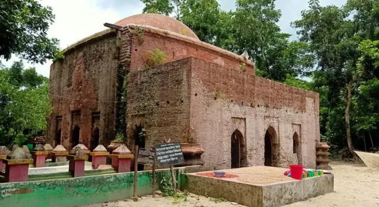 Majidbaria Shahi Masjid Patuakhali