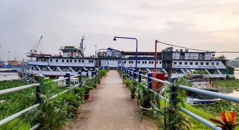 Mary Anderson Floating Restaurant